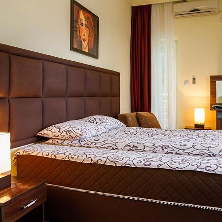 Villa Modena Суботица Экстерьер фото