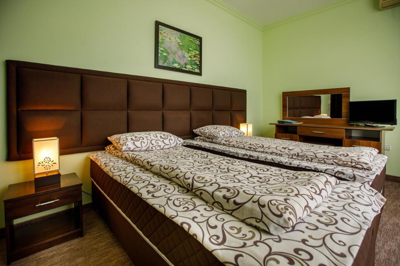 Villa Modena Суботица Экстерьер фото