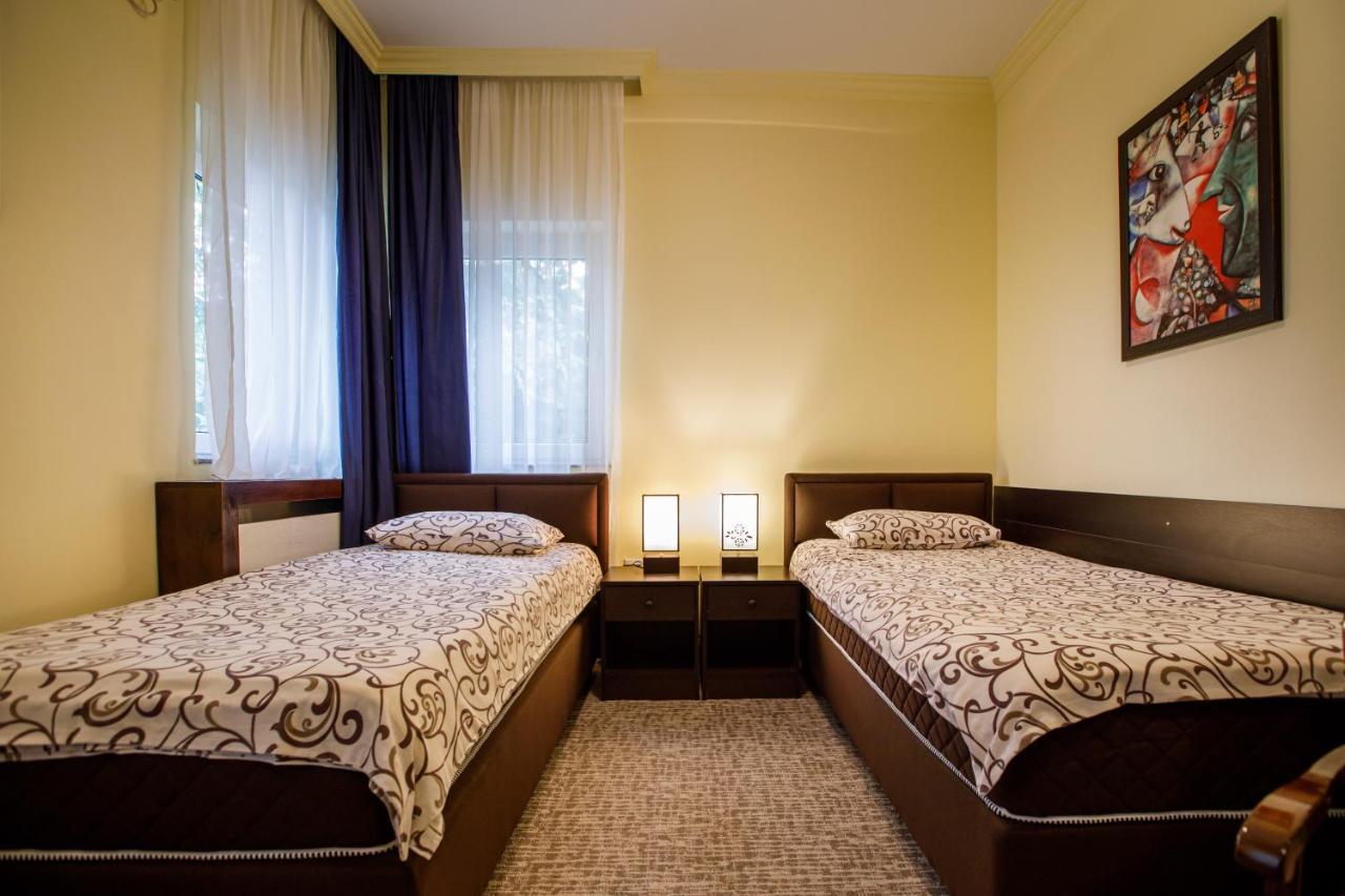 Villa Modena Суботица Экстерьер фото