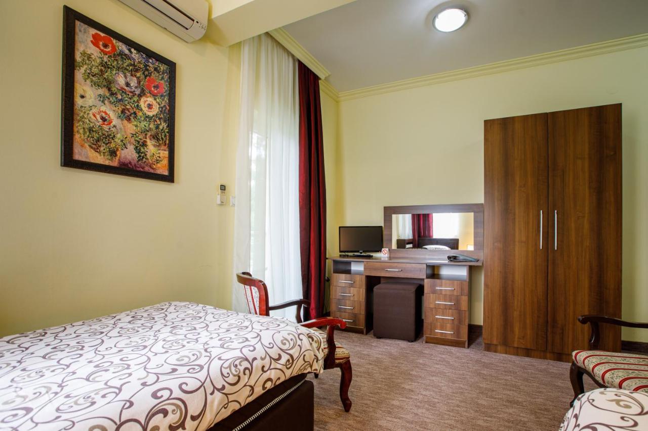 Villa Modena Суботица Экстерьер фото